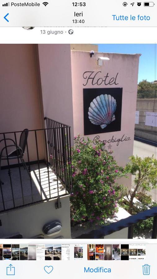Hotel La Conchiglia Ла Мадалена Екстериор снимка